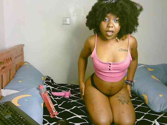 Sexygirl002 webcam