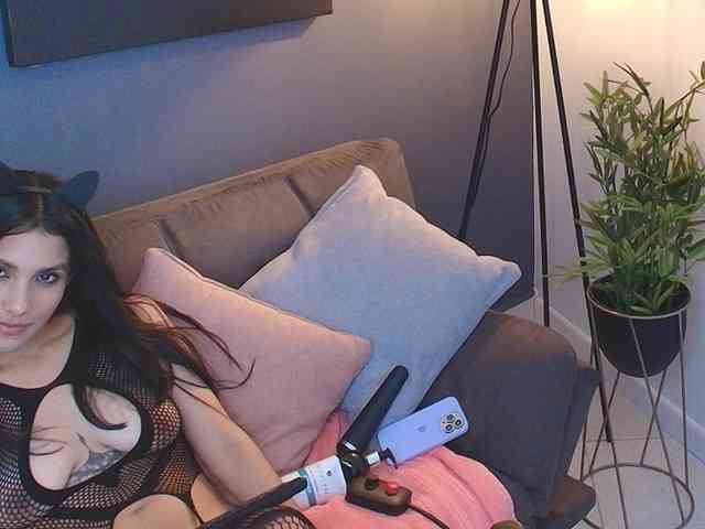 KinkyMindy webcam