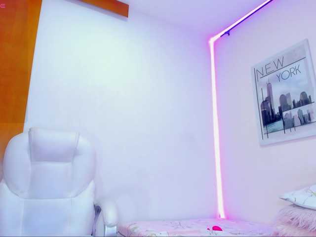 miiarodd's BongaCams show and profile