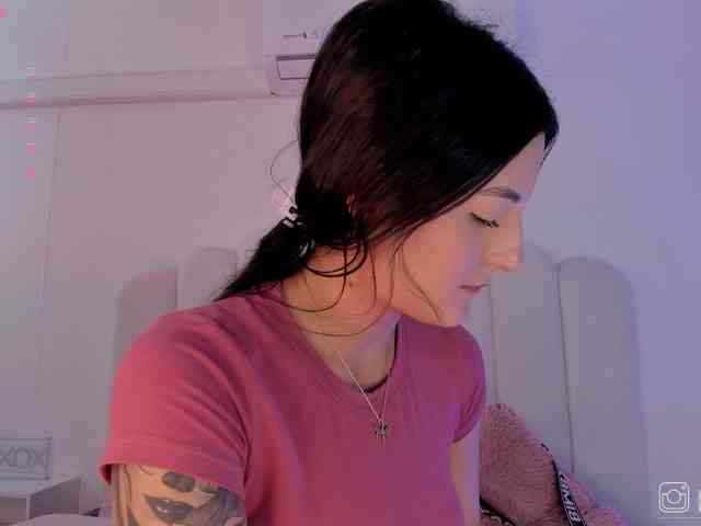 EmmyVegaa1 webcam