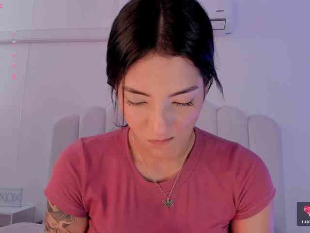 EmmyVegaa1 webcam