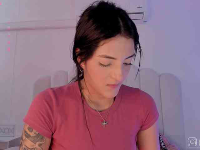EmmyVegaa1 webcam