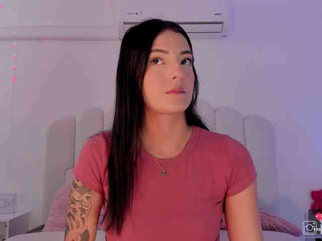 EmmyVegaa1 webcam