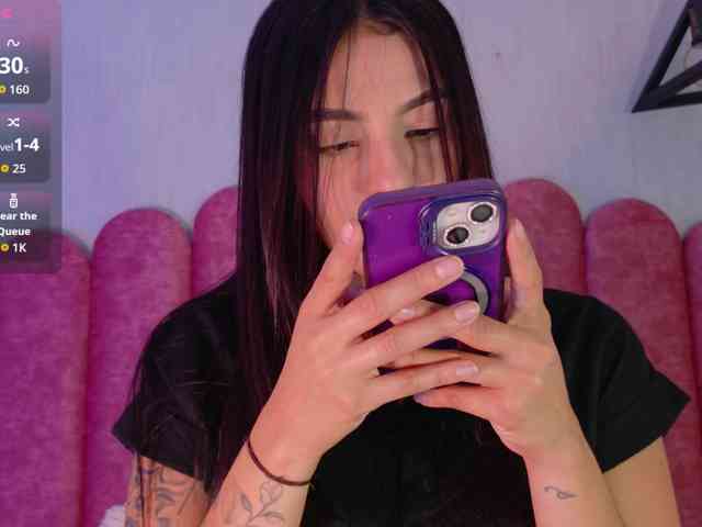 EmmyVegaa1 webcam