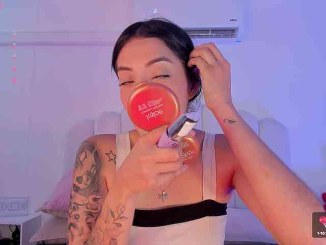 EmmyVegaa1 webcam