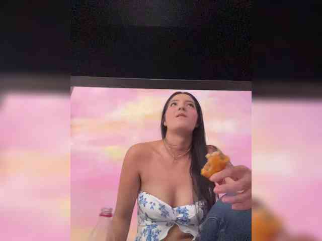 EmmyVegaa1 webcam