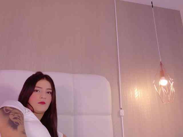 EmmyVegaa1 webcam