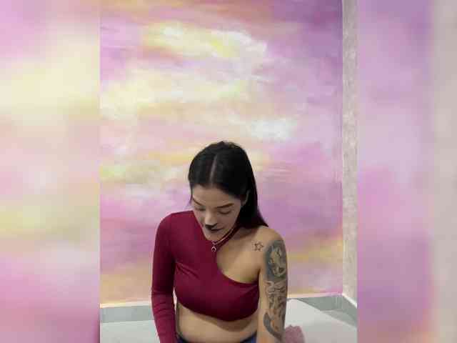 EmmyVegaa1 webcam