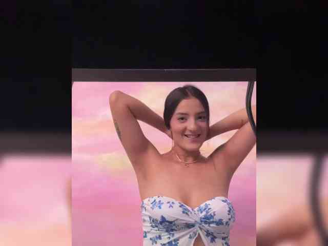 EmmyVegaa1 webcam
