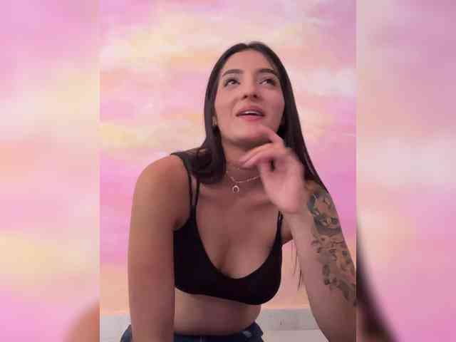 EmmyVegaa1 webcam