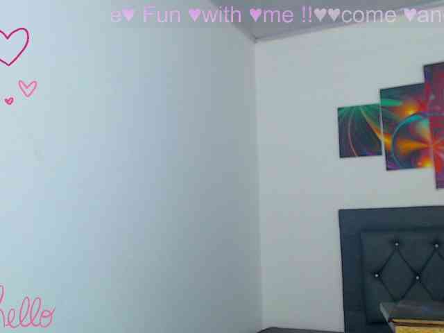 evelynqueent Live Webcam on BongaCams