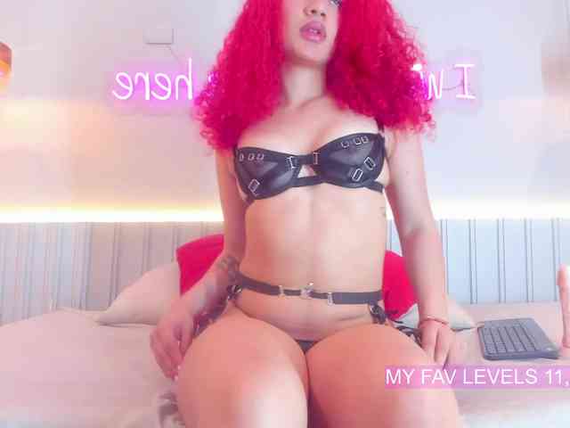 IvyMonroe webcam