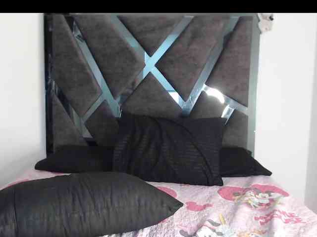 Lilith-velluto webcam