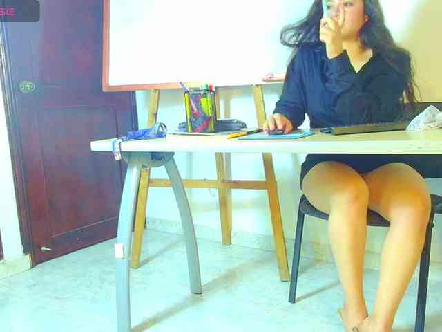 ELEK-KTRA-67 Live Webcam on BongaCams