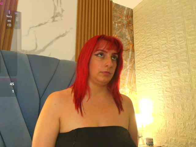 angel-red webcam
