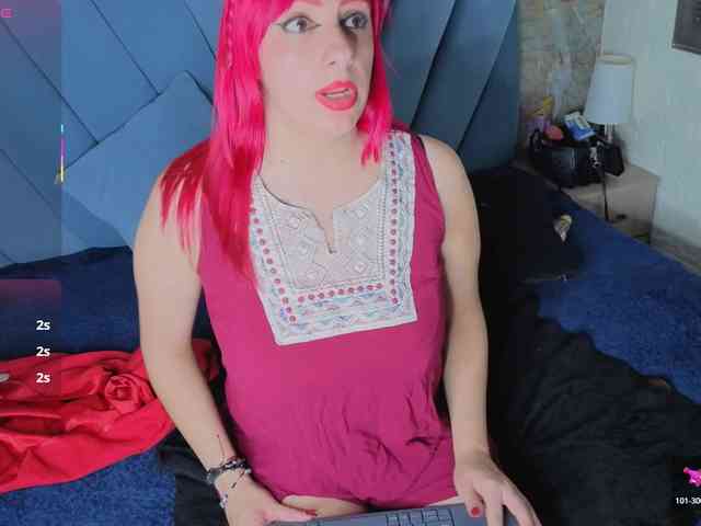 angel-red Live Webcam on {site_name}