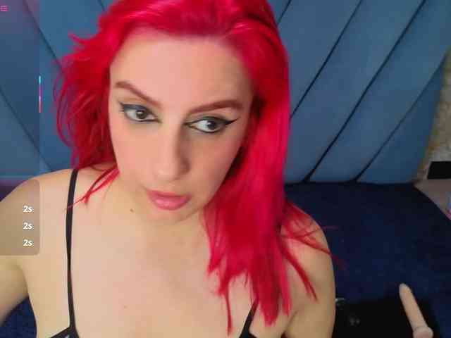angel-red webcam
