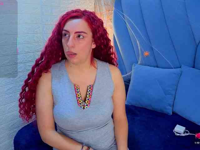 angel-red webcam