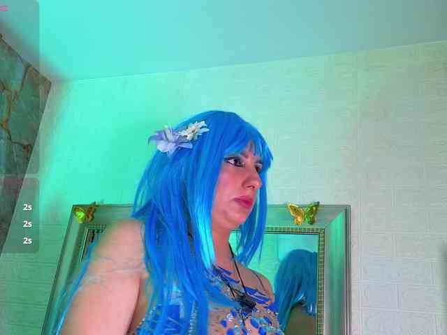 angel-red Live Webcam on BongaCams