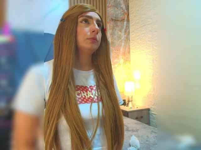 angel-red Live Webcam on BongaCams
