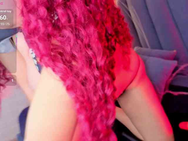 angel-red webcam