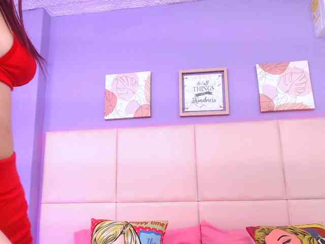 TamaraFoster webcam