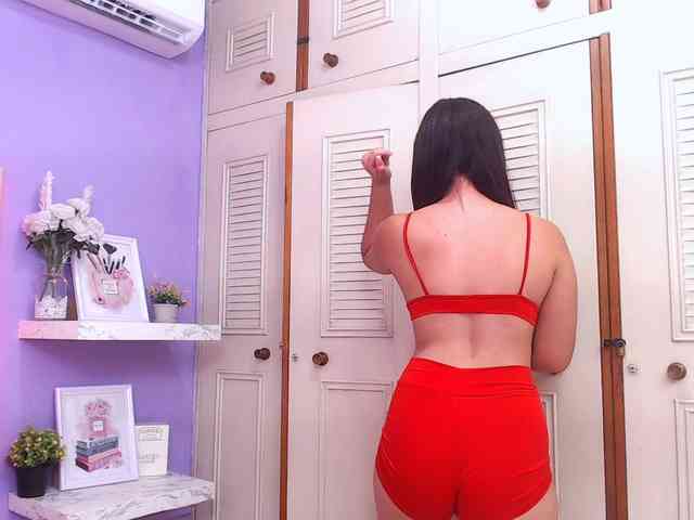 TamaraFoster webcam