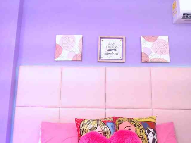 TamaraFoster webcam