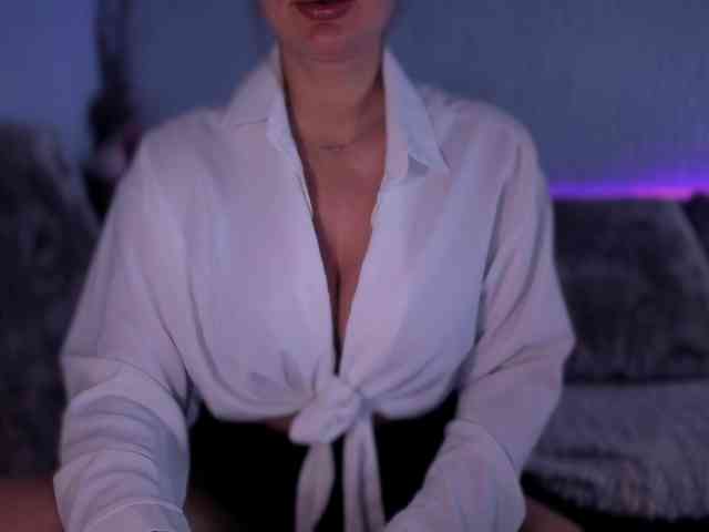 EmellyQu webcam
