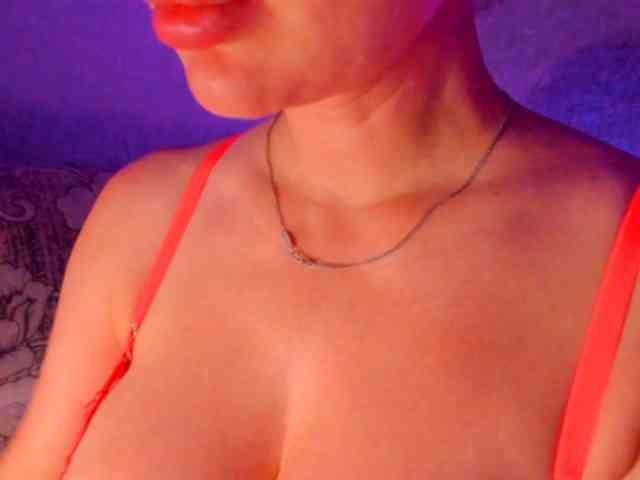 EmellyQu webcam