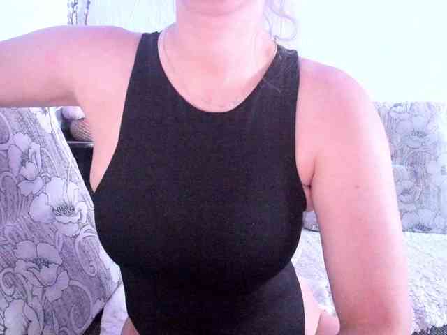 EmellyQu webcam
