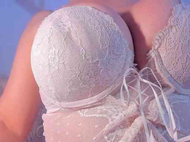 EmellyQu webcam