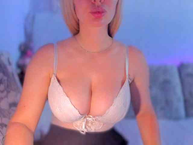 EmellyQu webcam