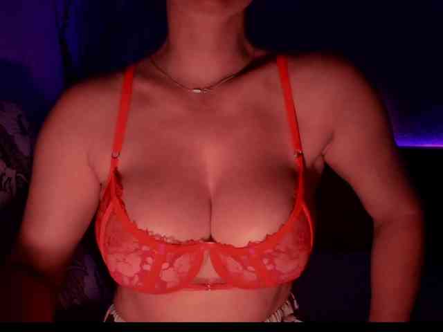 EmellyQu webcam