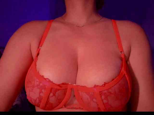 EmellyQu webcam