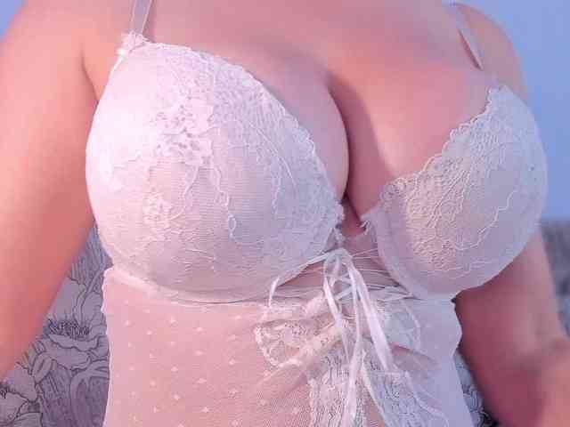 EmellyQu webcam