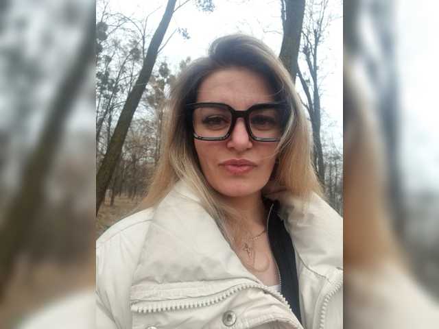 SweetCoople's BongaCams show and profile