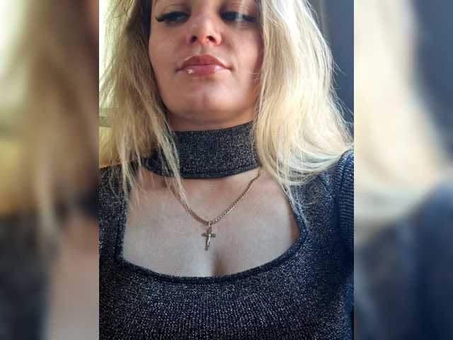 SweetCoople's BongaCams show and profile