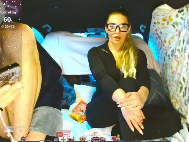 SweetCoople's BongaCams show and profile