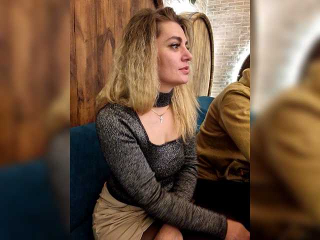 SweetCoople's BongaCams show and profile