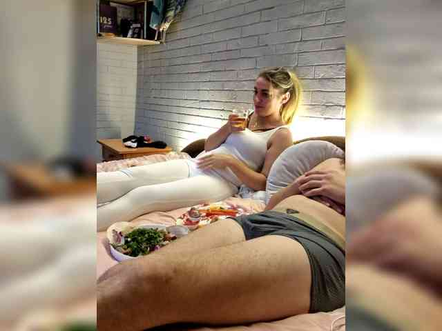 SweetCoople webcam