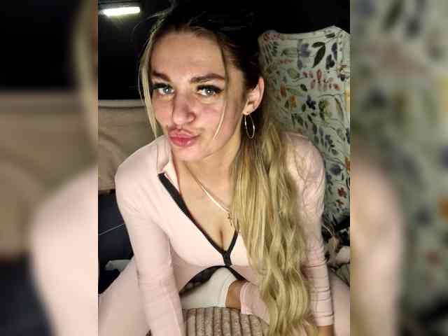 SweetCoople Live Webcam on BongaCams