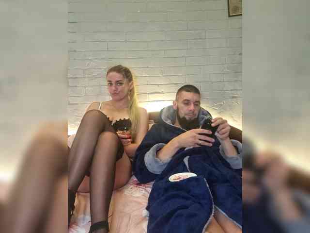 SweetCoople webcam