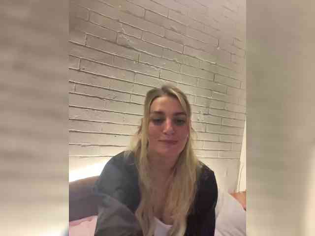 SweetCoople webcam