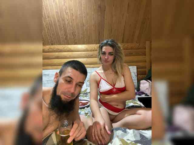 SweetCoople Live Webcam on BongaCams