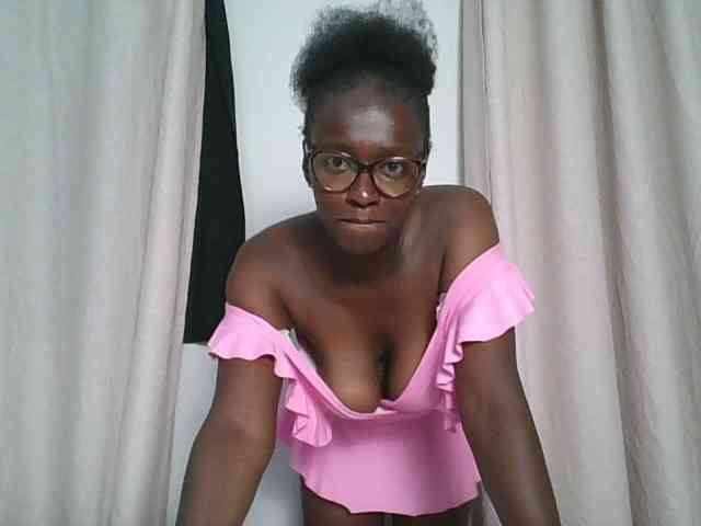 SexyMoh webcam