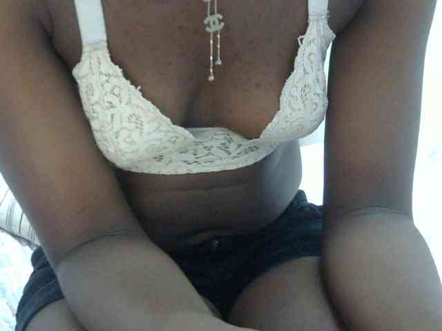 Africana2 webcam