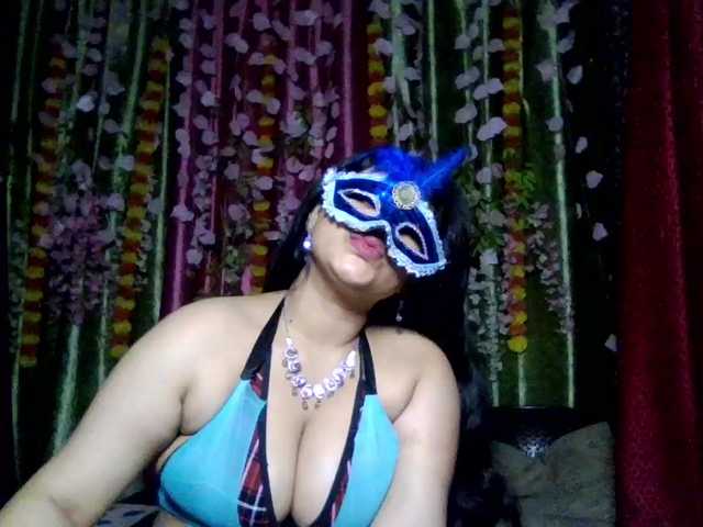 Naughtyladki's BongaCams show and profile