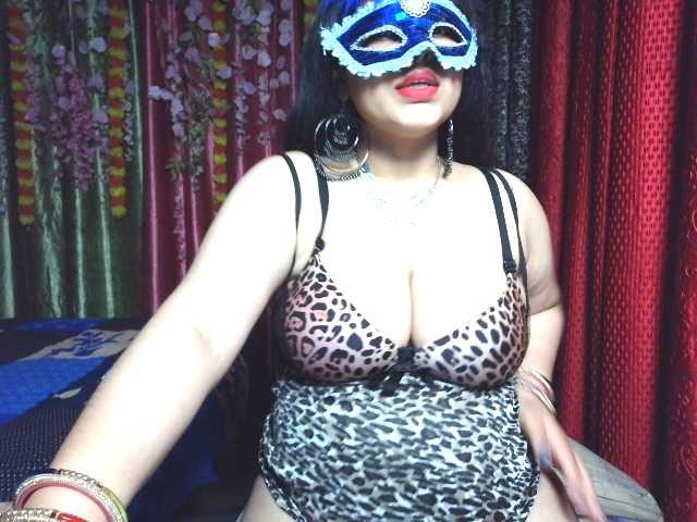 Naughtyladki's BongaCams show and profile