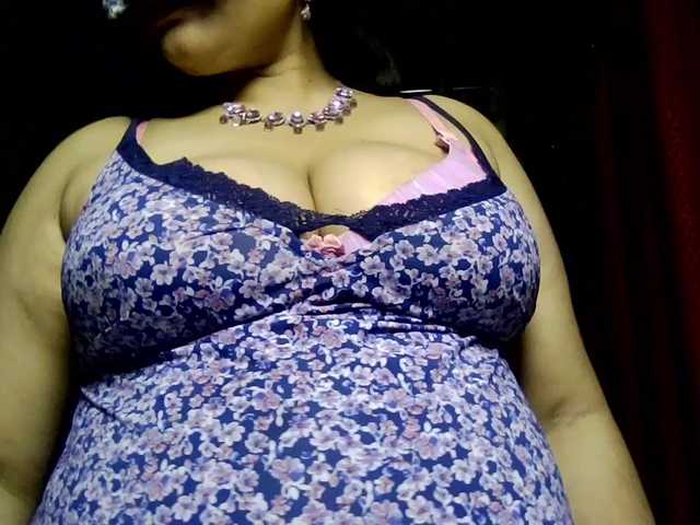 Naughtyladki's BongaCams show and profile